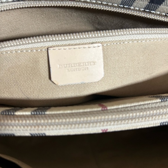 Burberry bag in beige Haymarket canvas and beige leather - Picture 16 of 17